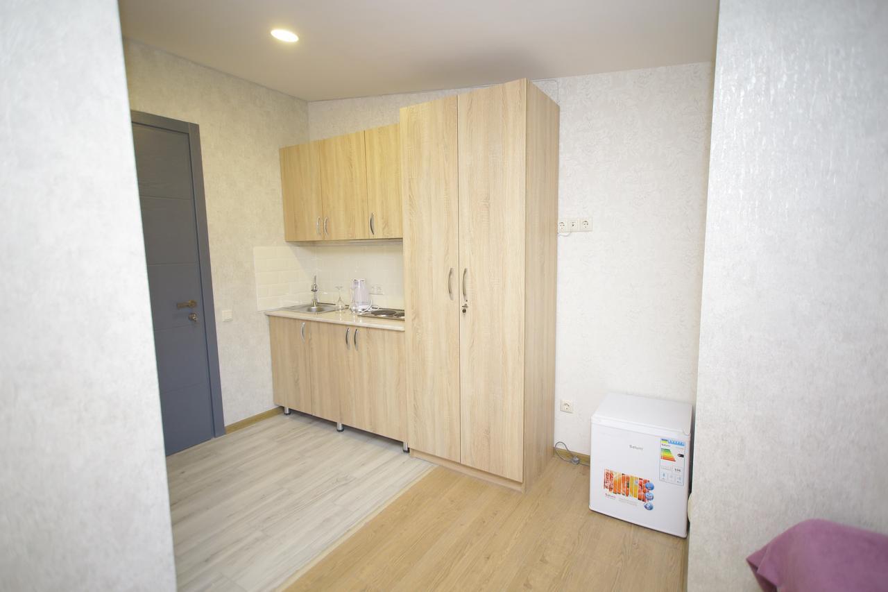 Four Rooms Тбілісі Екстер'єр фото