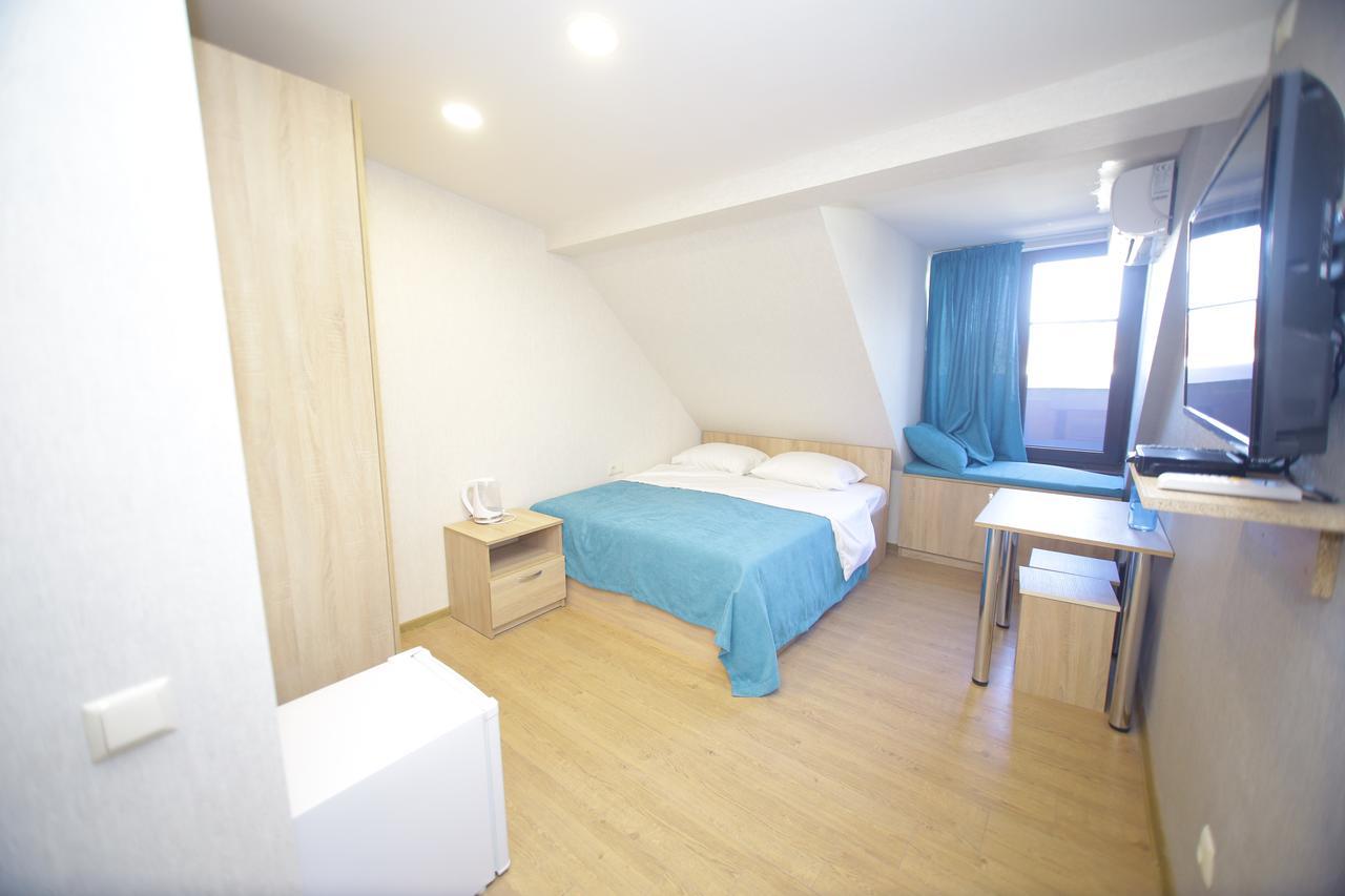 Four Rooms Тбілісі Екстер'єр фото