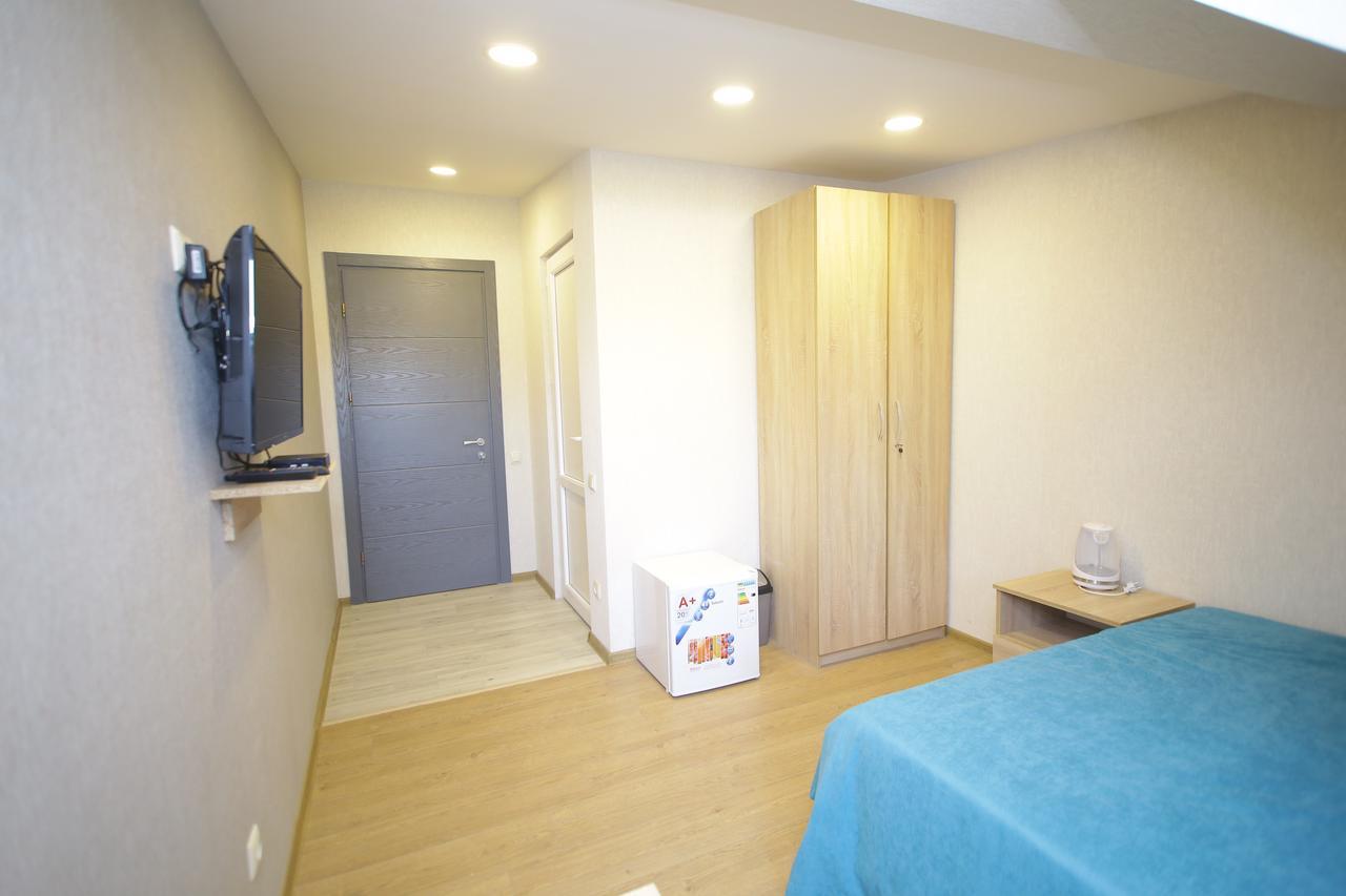 Four Rooms Тбілісі Екстер'єр фото